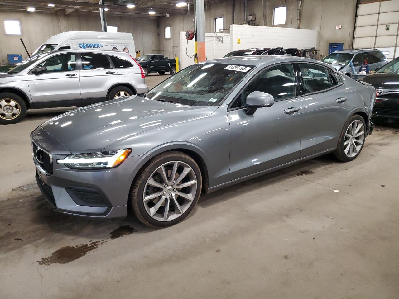 VOLVO S60 T5 MOMENTUM