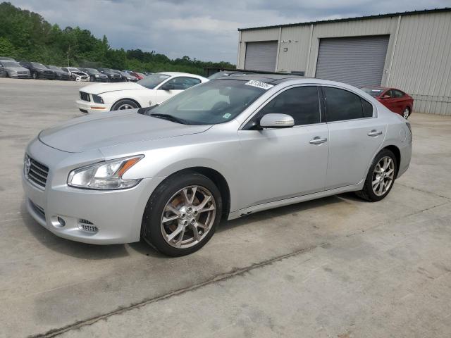 NISSAN MAXIMA S