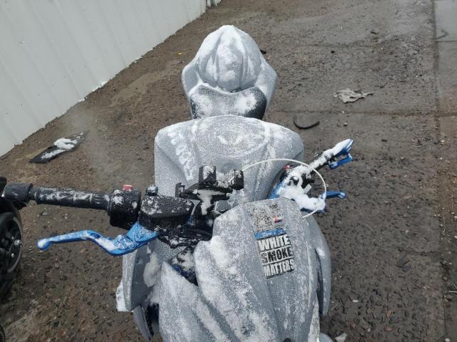 2016 KAWASAKI ZR800 B JKBZRCB19GDA18951