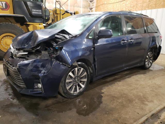 TOYOTA SIENNA XLE
