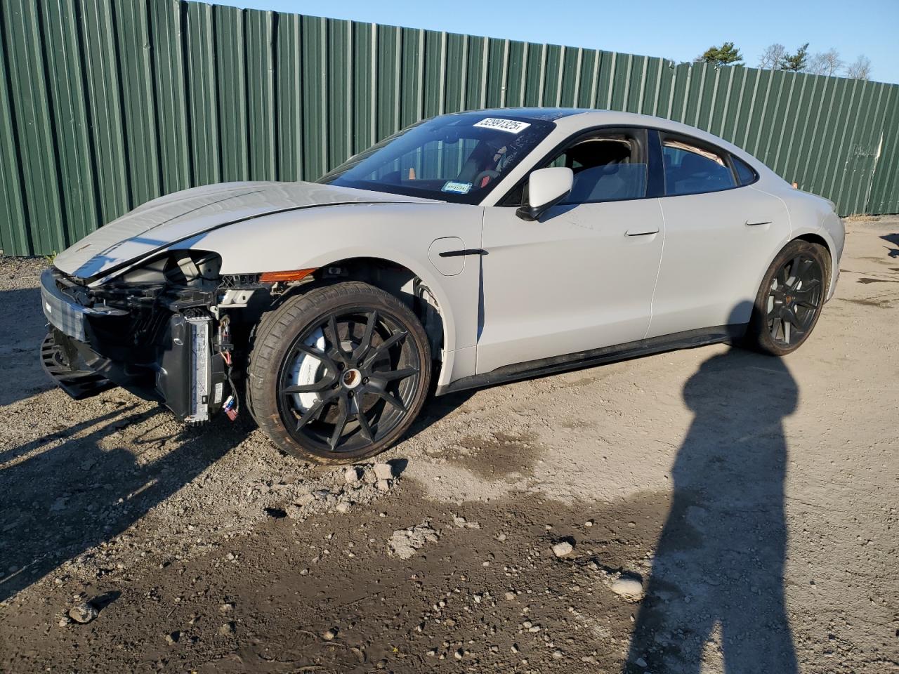 PORSCHE TAYCAN GTS