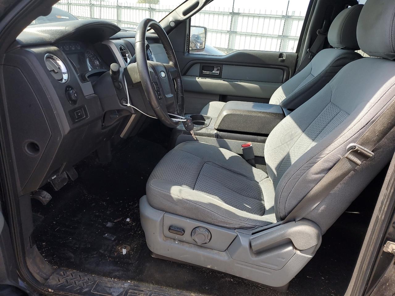 FORD F-150 SUPERCREW