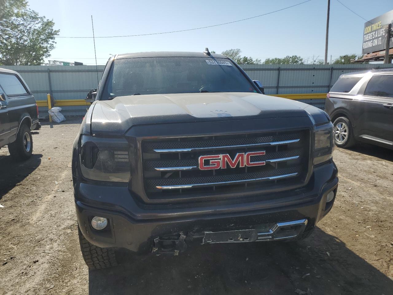 GMC SIERRA K1500 SLT