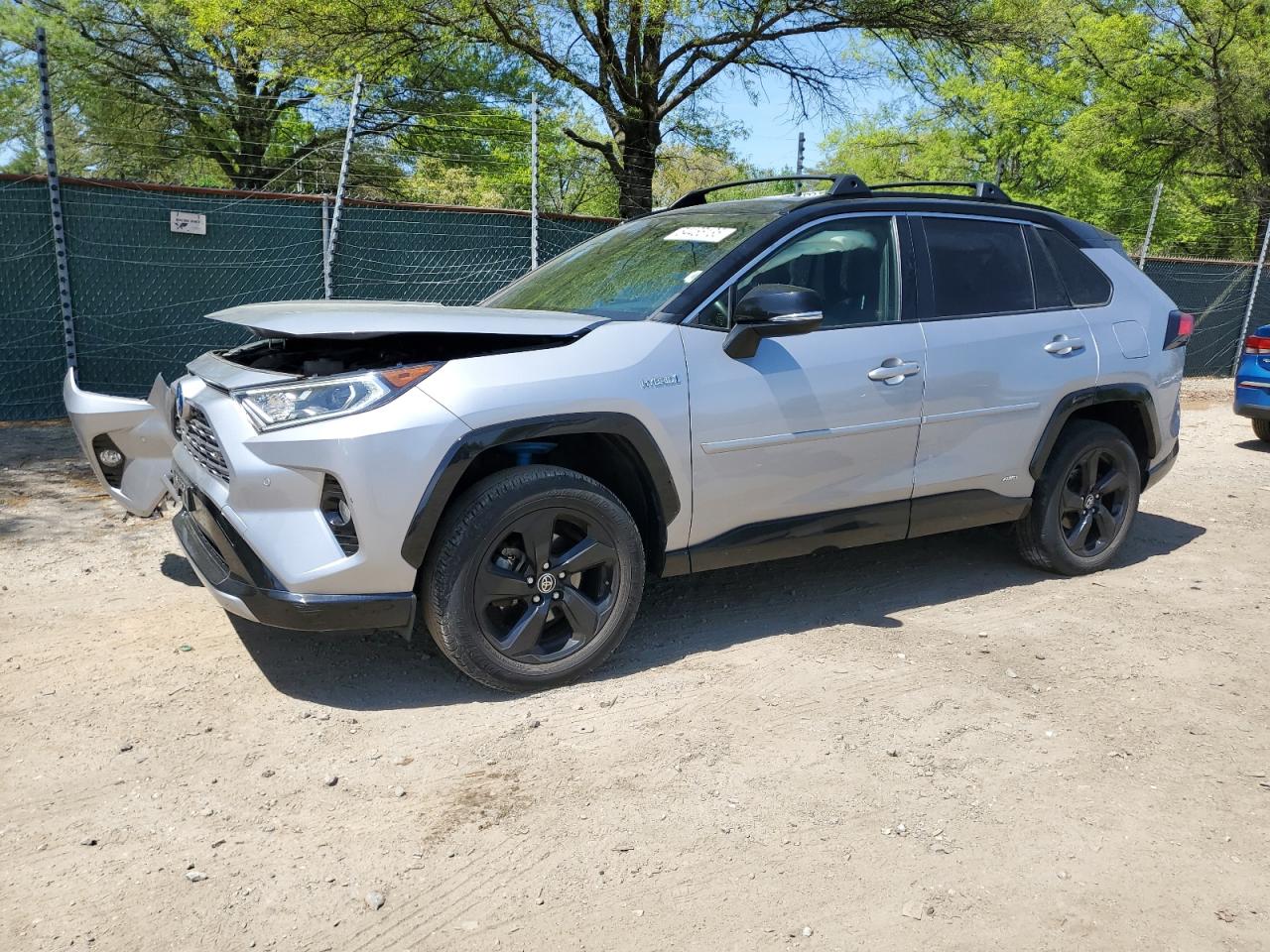 TOYOTA RAV4 XSE