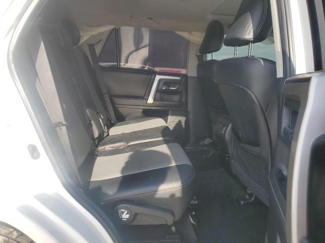 2016 TOYOTA 4RUNNER SR - JTEBU5JR2G5347099
