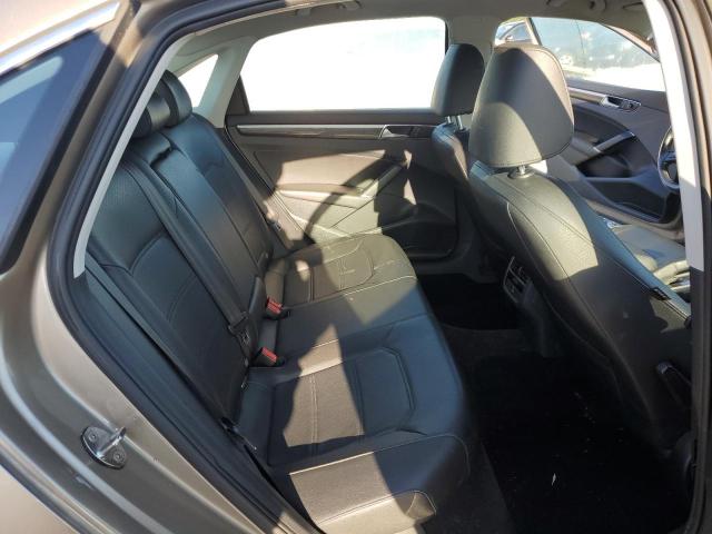 2016 VOLKSWAGEN PASSAT SE - 1VWBT7A3XGC026550