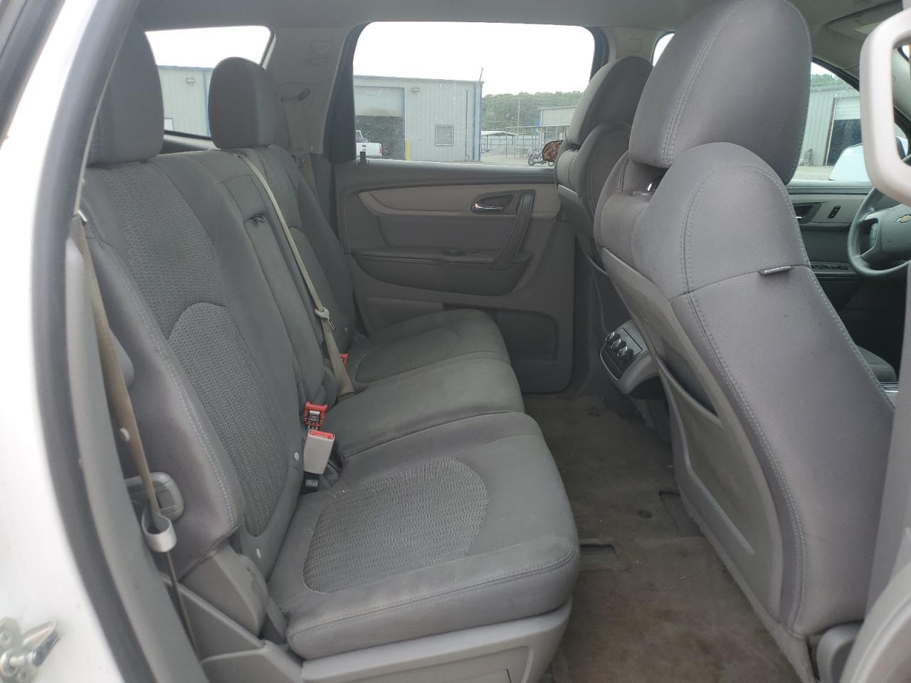 CHEVROLET TRAVERSE LS