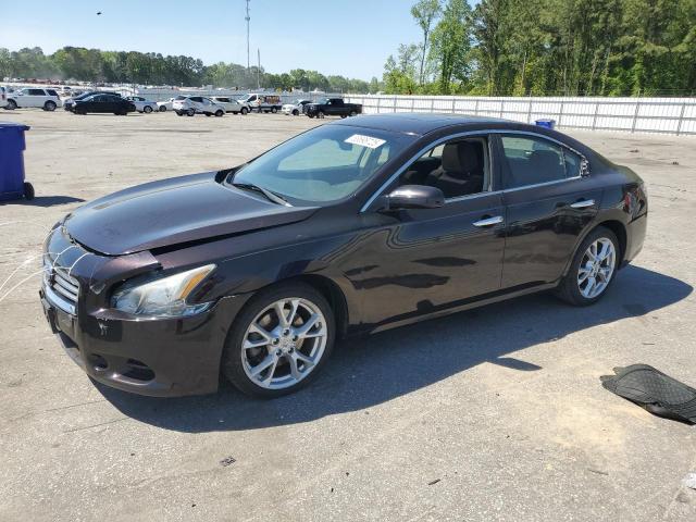 NISSAN MAXIMA S