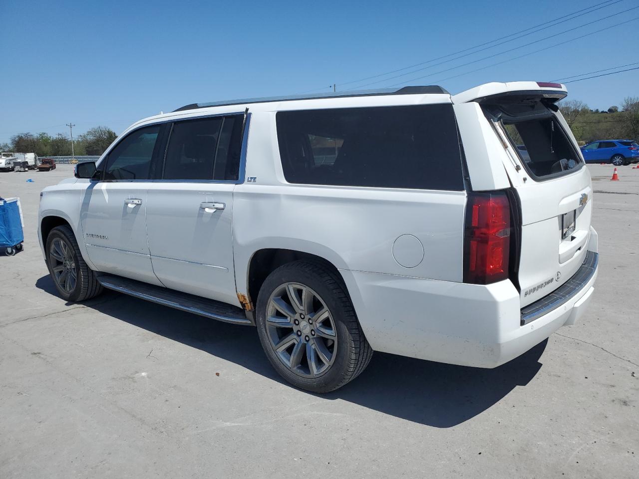 CHEVROLET SUBURBAN 2015