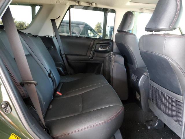2020 TOYOTA 4RUNNER SR - JTEBU5JRXL5819561