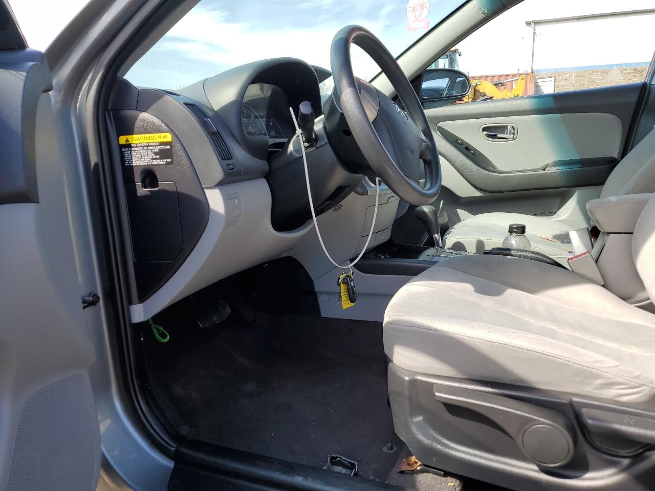 HYUNDAI ELANTRA BLUE