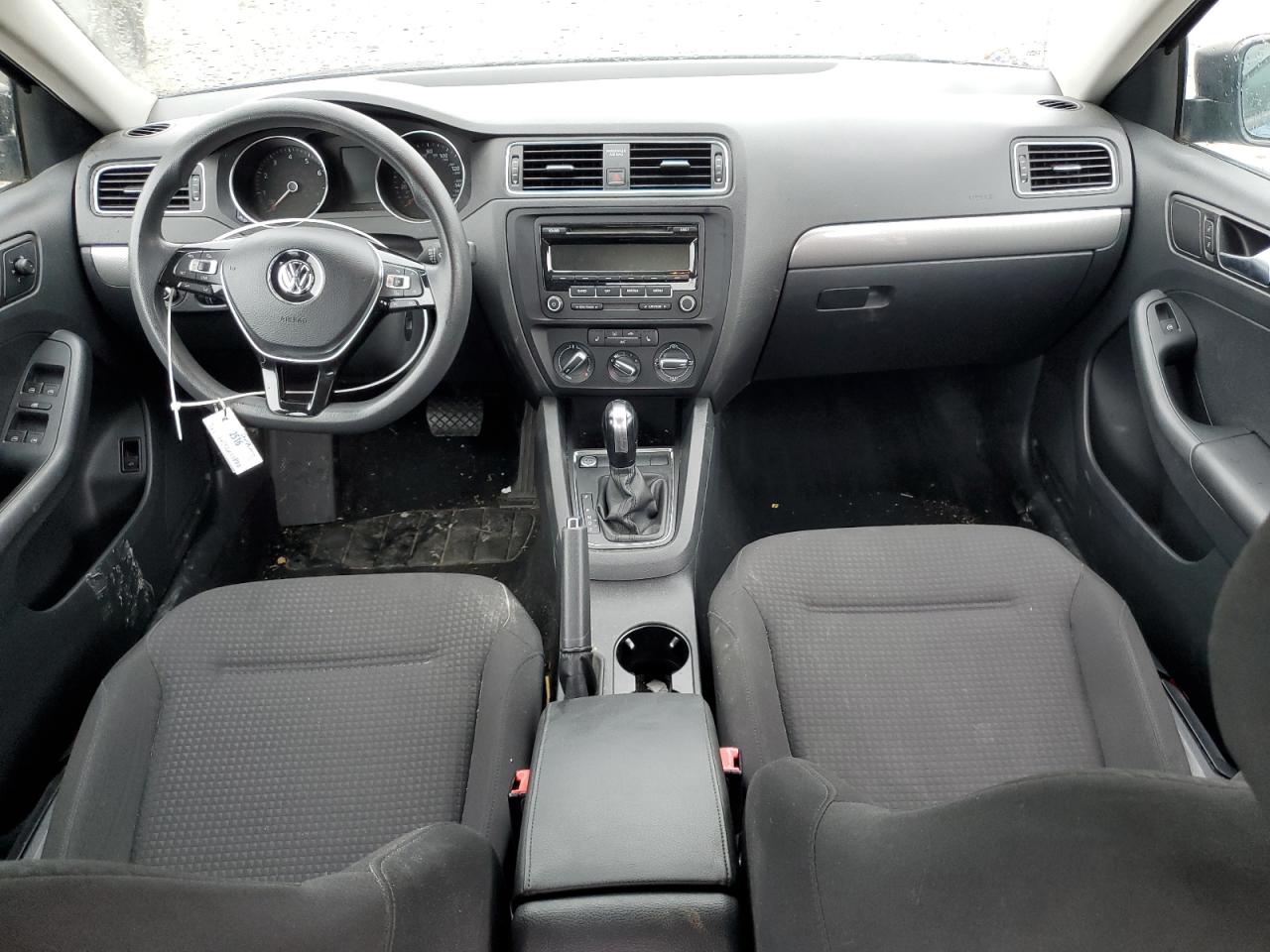 Volkswagen Jetta se 2015 фото - 8 Volkswagen Jetta se 2015