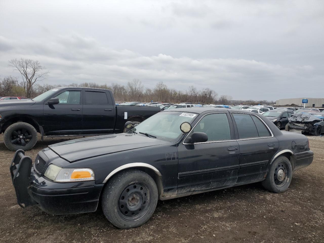 FORD CROWN VICTORIA POLICE INTERCEPTOR