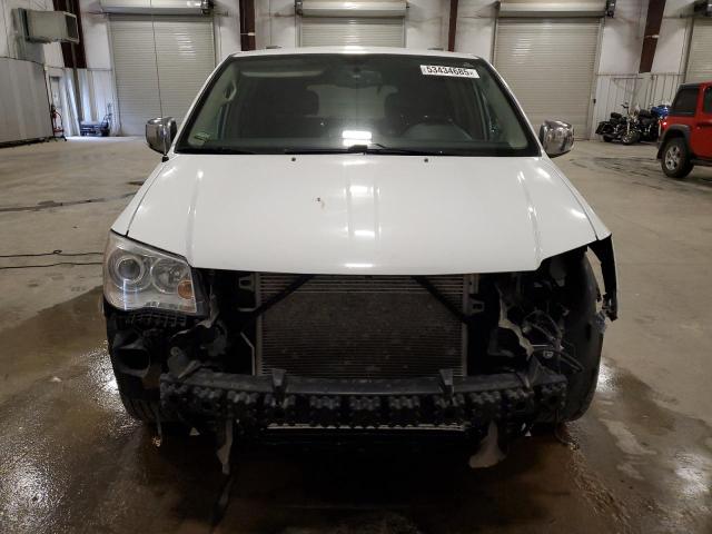 2016 CHRYSLER TOWN & COU - 2C4RC1GG2GR175857