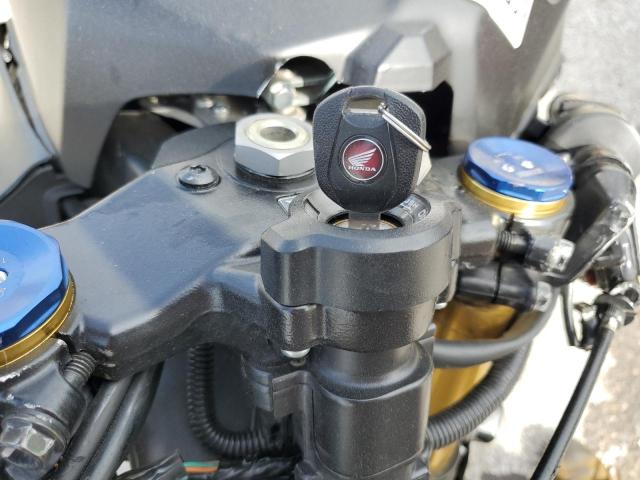 2021 HONDA CBR600 RR JH2PC40J2MK700450