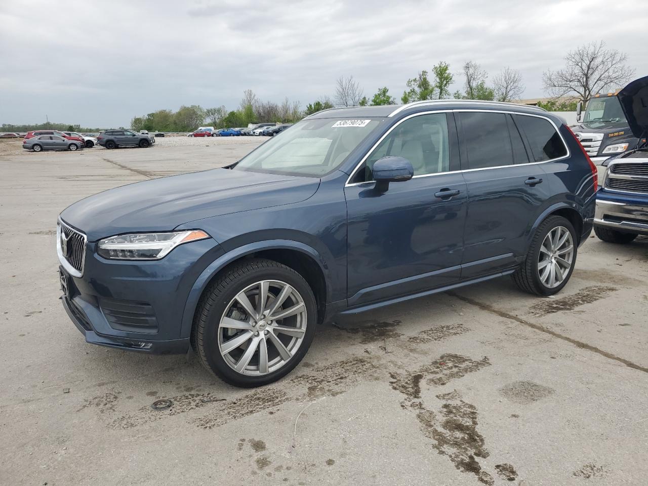 VOLVO XC90 T5 MOMENTUM