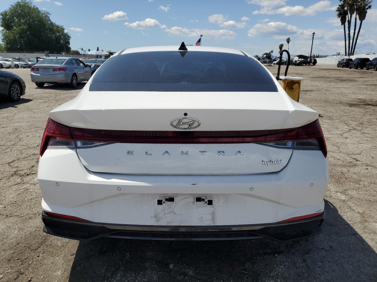 HYUNDAI ELANTRA LIMITED