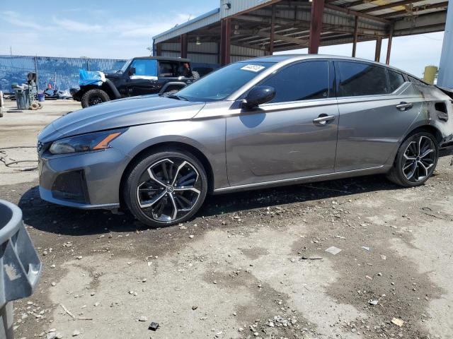 NISSAN ALTIMA SR