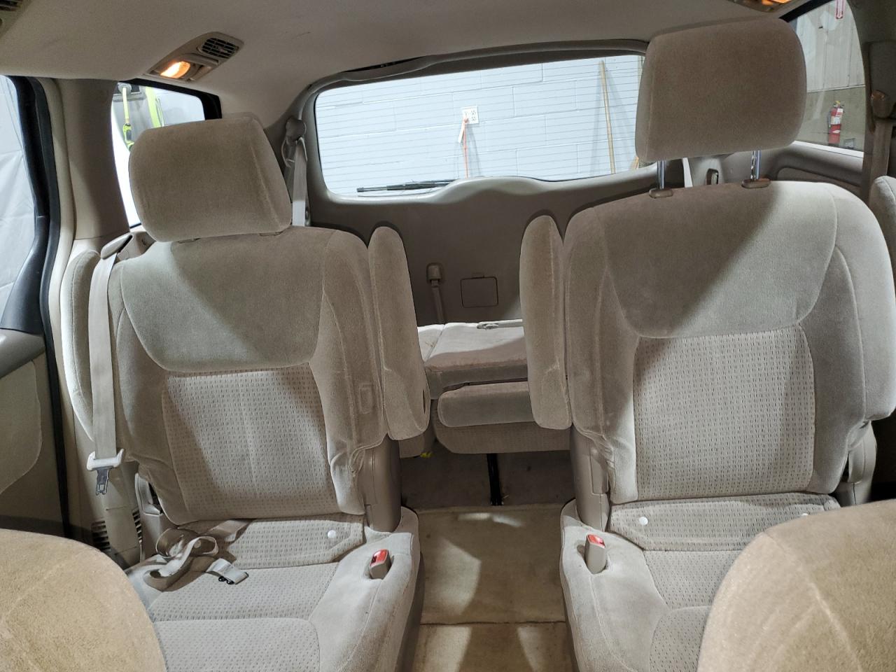 Lot #3266019536 2006 TOYOTA SIENNA CE
