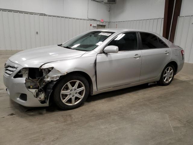TOYOTA CAMRY BASE