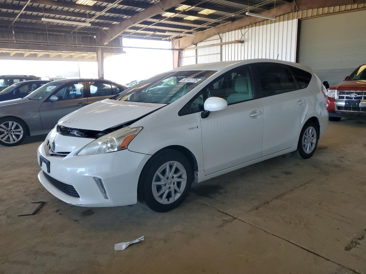 TOYOTA PRIUS V