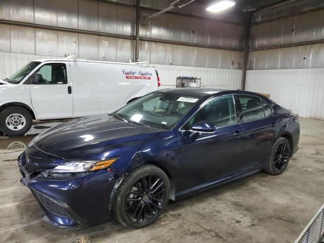 TOYOTA CAMRY XSE