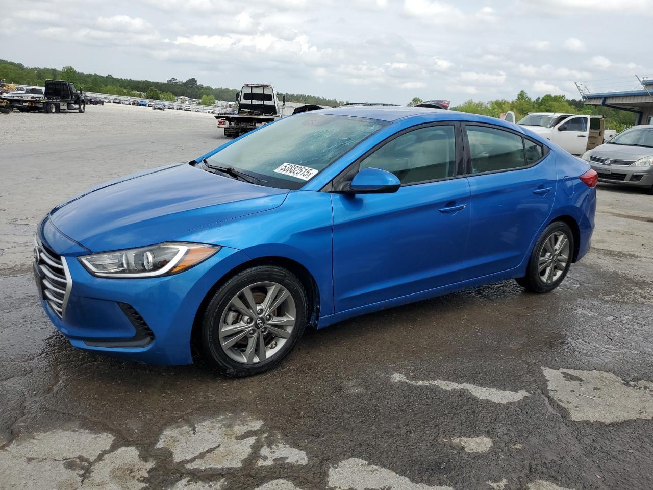 HYUNDAI ELANTRA SE