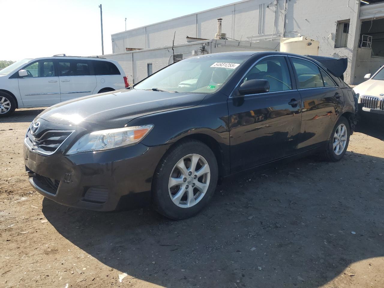 TOYOTA CAMRY BASE