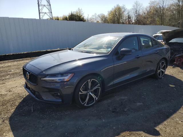 Vin: 7jrl12tw3pg252348, lot: 50881495, volvo s60 plus plus 2023 img_1