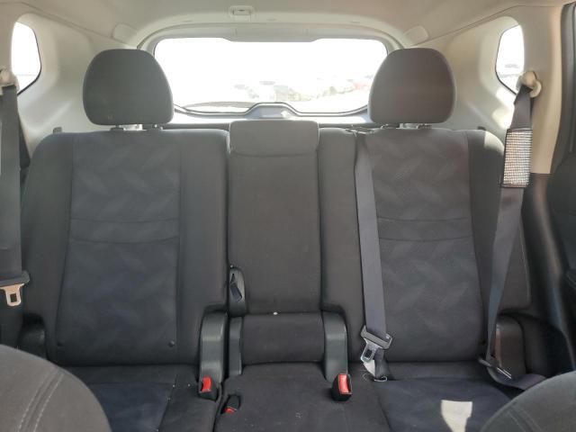 2015 NISSAN ROGUE S - KNMAT2MT2FP514511
