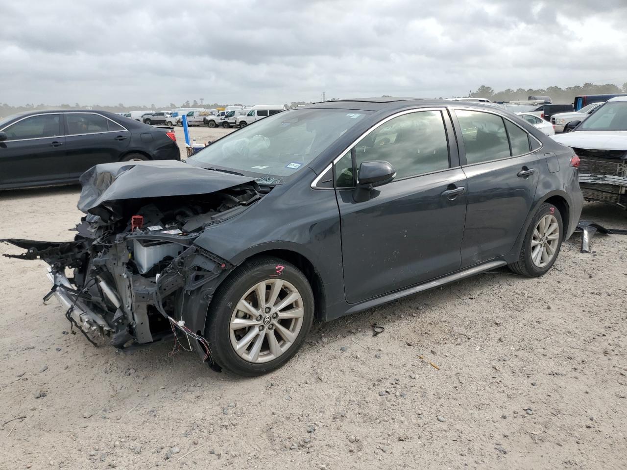 TOYOTA COROLLA LE