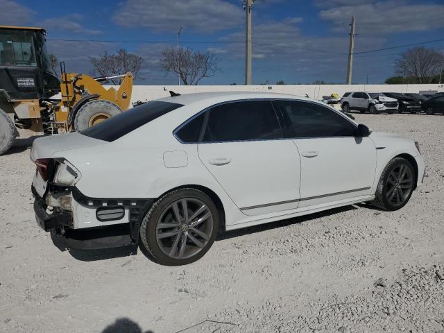 Vin: 1vwdt7a34hc064432, lot: 52748155, volkswagen passat r-line 20173
