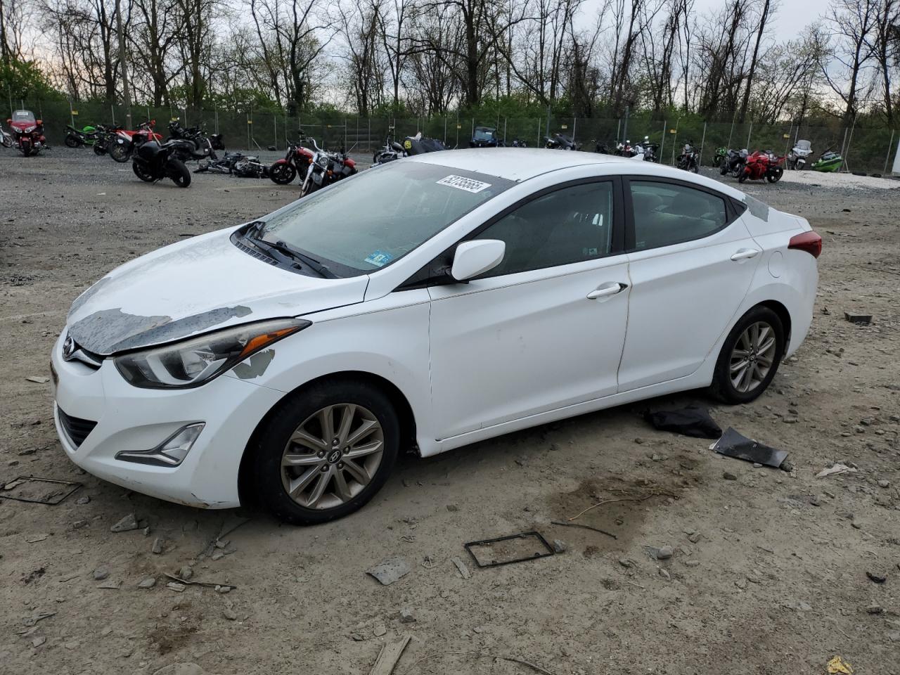 HYUNDAI ELANTRA SE