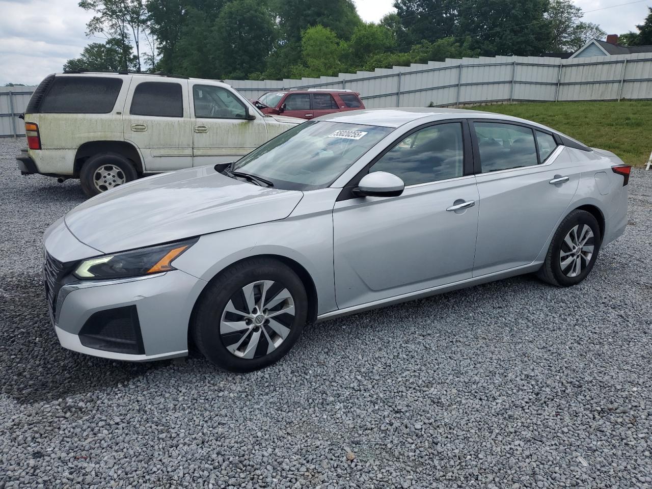 NISSAN ALTIMA S