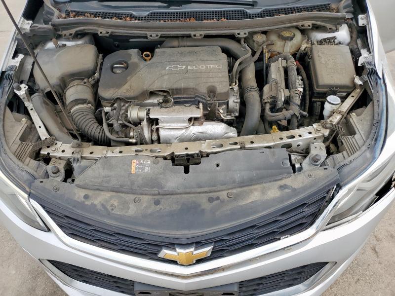 2018 CHEVROLET CRUZE LT - 1G1BE5SM2J7145971