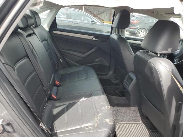 2015 VOLKSWAGEN PASSAT S 1VWAT7A37FC122890