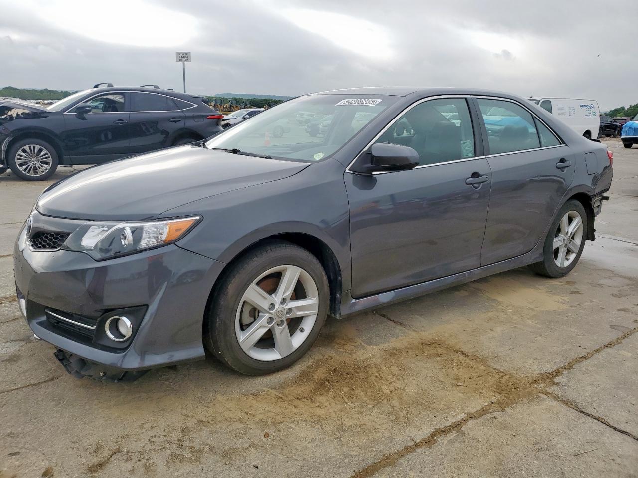 TOYOTA CAMRY L