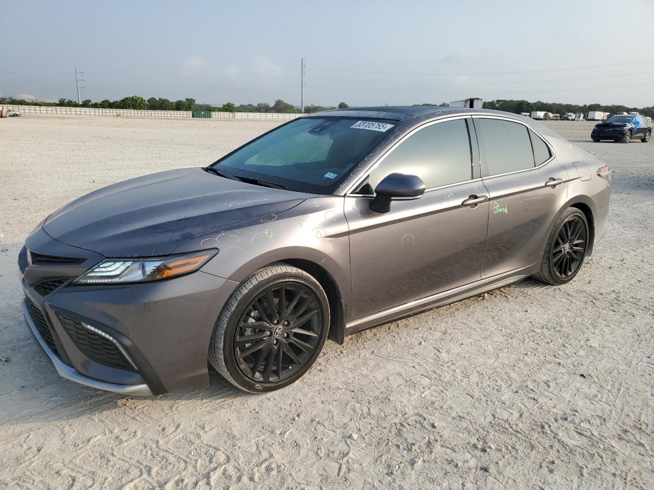 TOYOTA CAMRY XSE
