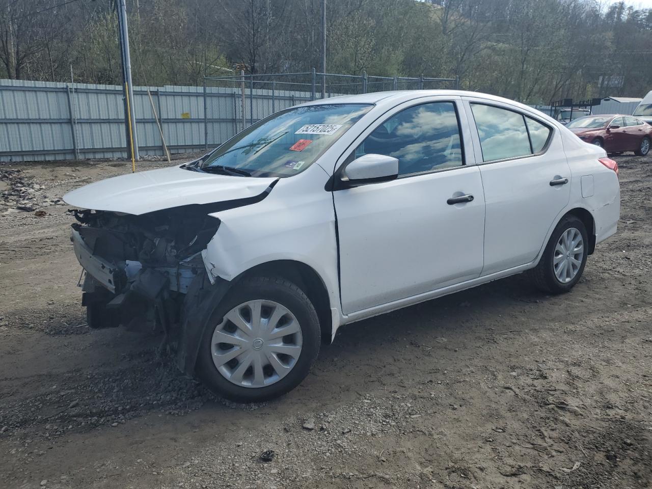NISSAN VERSA S
