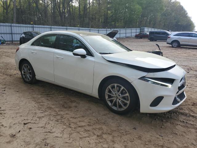 Vin: wdd3g4fb0kw026628, lot: 51640925, mercedes-benz a-class 220 4matic 20194