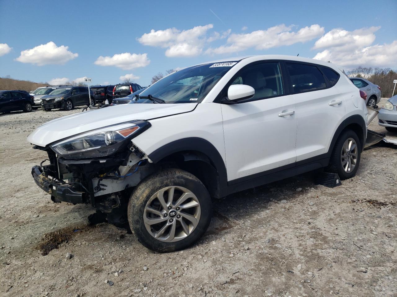 HYUNDAI TUCSON SE