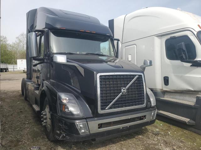 VOLVO VNL 2018 black  diesel 4V4NC9EH9JN994088 photo #1