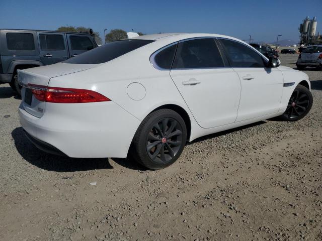 Vin: sajbj4bnxhcy32012, lot: 53871255, jaguar xf premium 20173