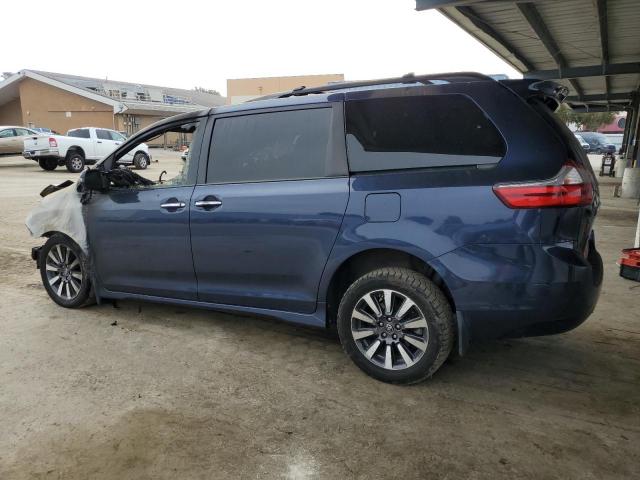 TOYOTA SIENNA XLE 2020 blue  gas 5TDDZ3DCXLS249579 photo #3
