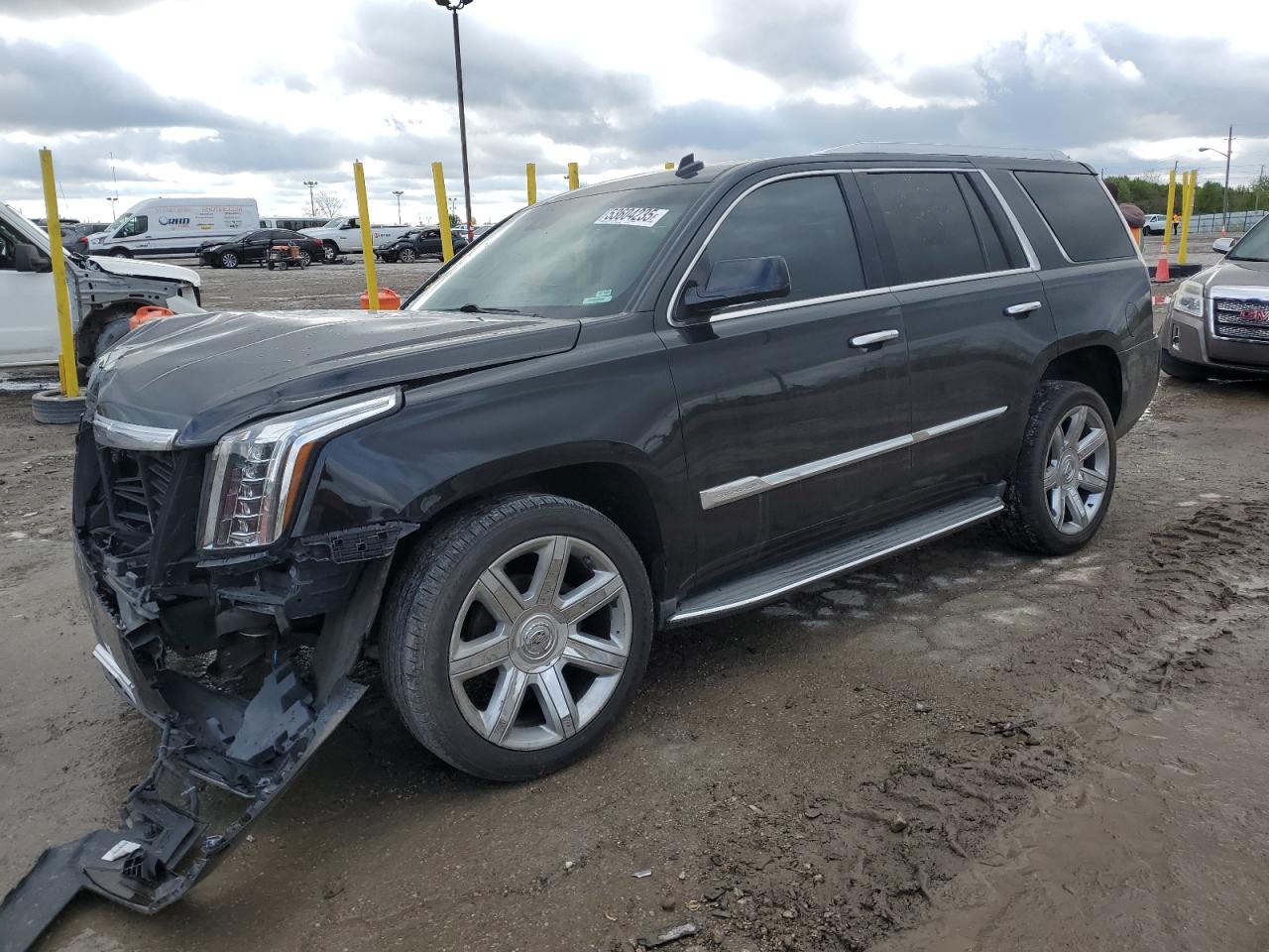 CADILLAC ESCALADE LUXURY