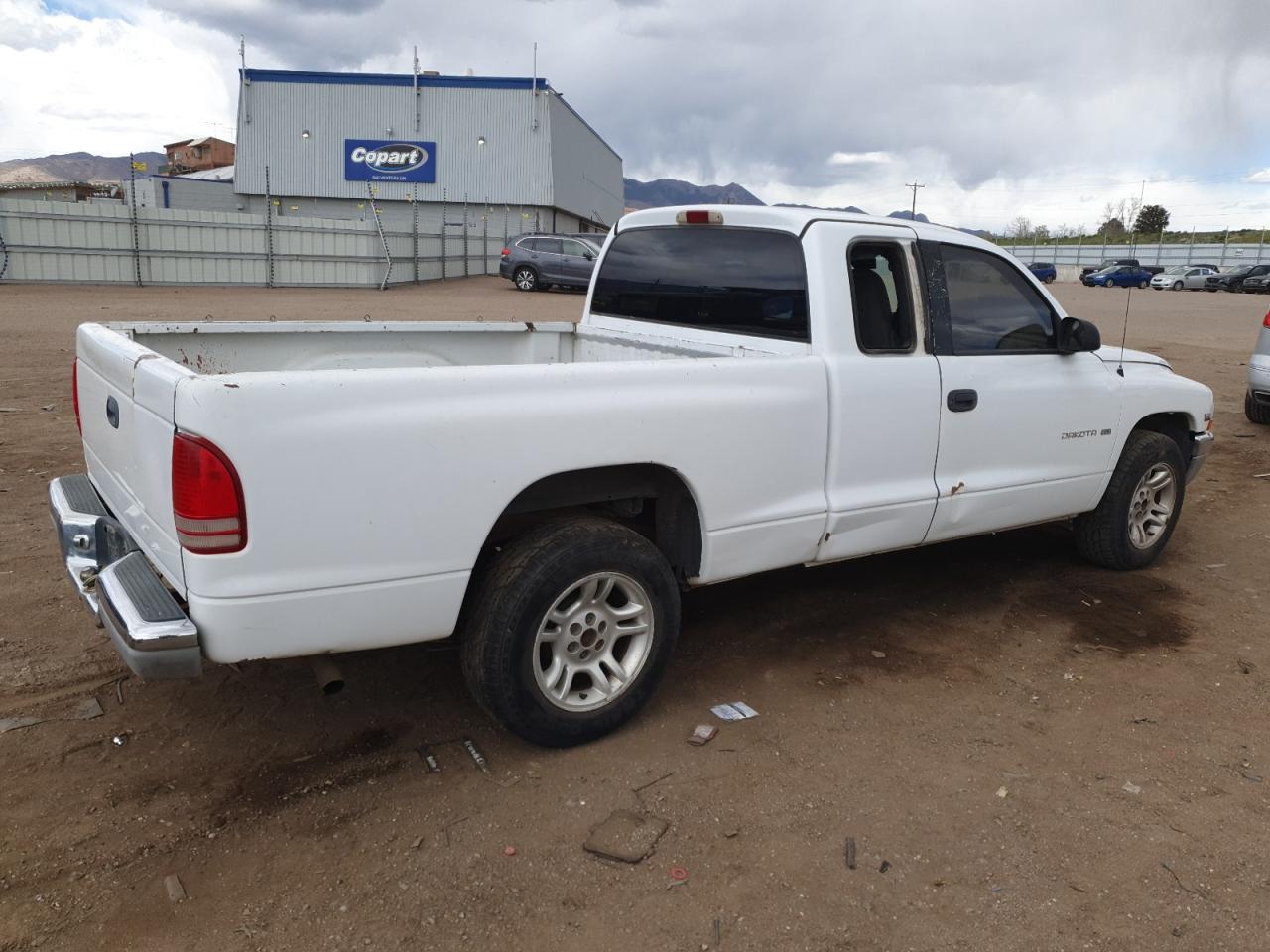 Lot #3302711006 1997 DODGE DAKOTA
