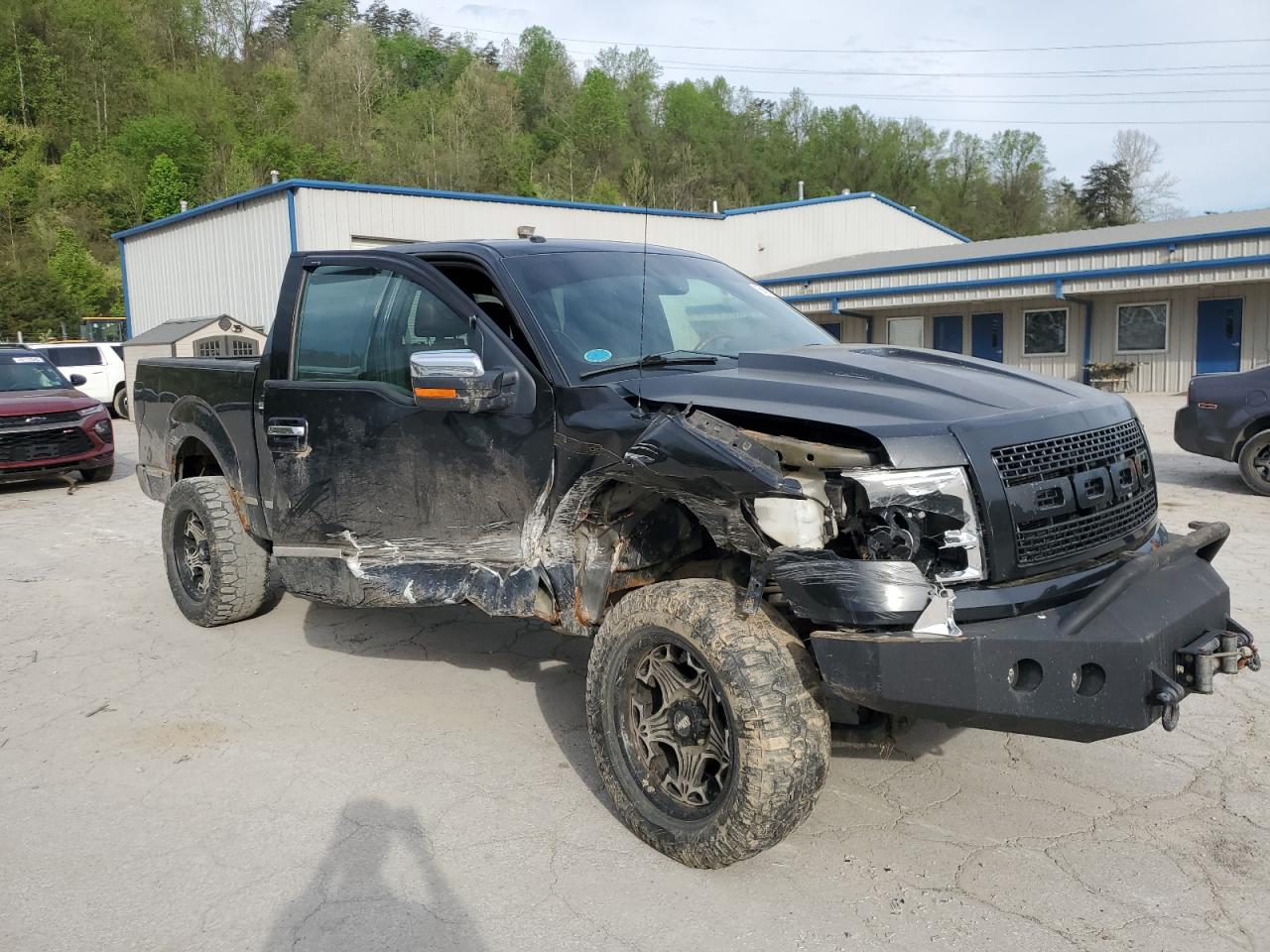 FORD F-150 SUPERCREW