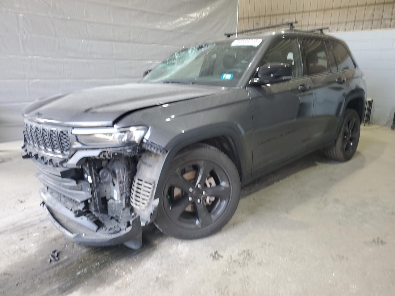 JEEP GRAND CHEROKEE LAREDO