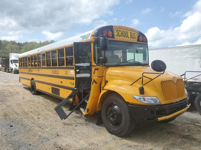 IC CORPORATION 3000 CE 2024 yellow  electric 4DREBE2N3RB738488 photo #1