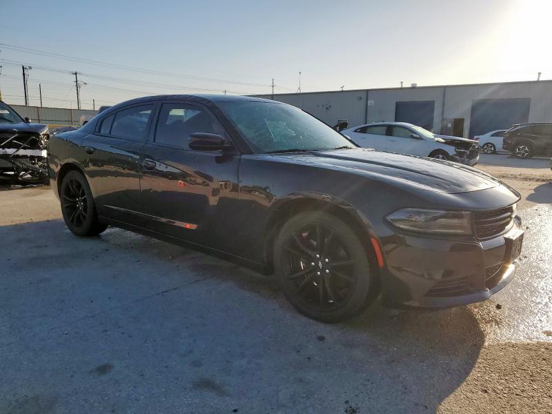 Vin: 2c3cdxbg8jh187462, lot: 52317745, dodge charger sxt 20184